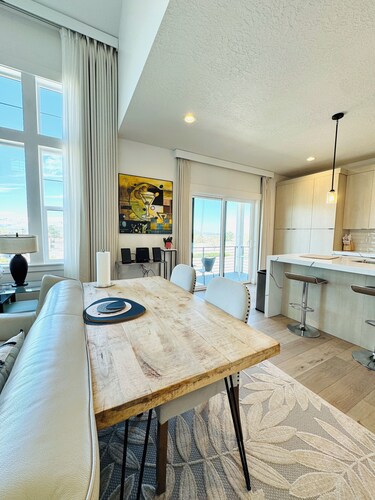 NEW Modern 4BR Home with Stunning Mountain Views & Walkout ADU in Sandy!