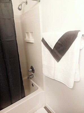 Towels, soap, shampoo, toilet paper