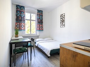 Bügeleisen/Bügelbrett, WLAN, Bettwäsche