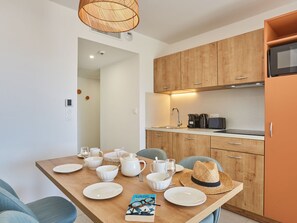 Dining - Résidence Odalys Collection Riviera by Interhome (Hyères)