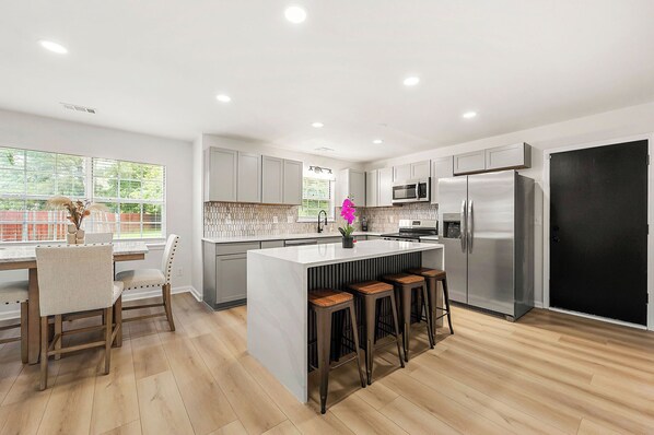 Microwave, oven, stovetop, dishwasher