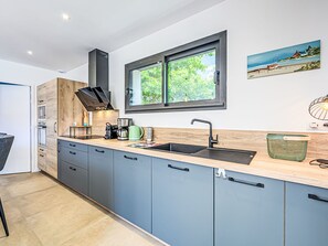 Private kitchen - Villa du Fort Espagnol by Interhome (Crach)