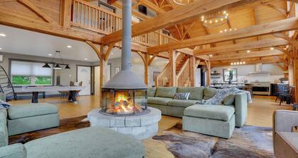 Broad Top Cabin | Pond + Putting Green