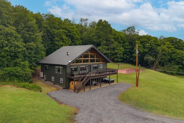 Welcome to the Broad Top Cabin!