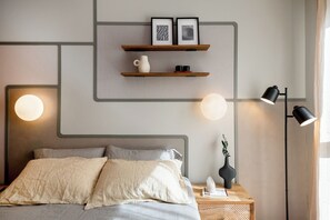 2 bedrooms, iron/ironing board, WiFi, bed sheets - Naima - 2 bedrooms and pool in Trafalgar (Madrid)