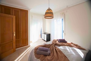 3 bedrooms, WiFi
