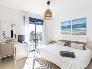 1 bedroom, iron/ironing board, internet