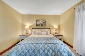 5 Schlafzimmer, BĂŒgeleisen/BĂŒgelbrett, kostenloses WLAN, BettwĂ€sche