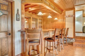 Bar (in der Unterkunft)