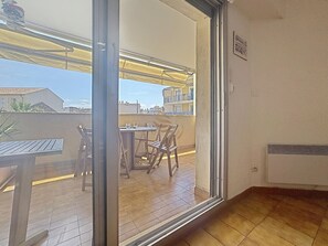 Uklassifisert bilde, 5 av 32, knapp