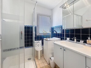 Uklassifisert bilde, 4 av 32, knapp