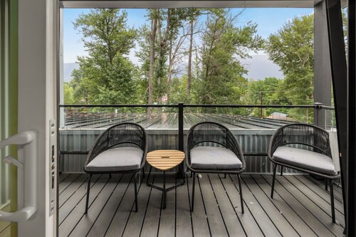 Brand new townhome 20 minutes to Glacier National Park