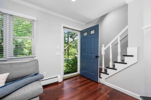 Interior - Cape Cod Haven: Cozy Home Near Gray's Beach (Yarmouth Port)