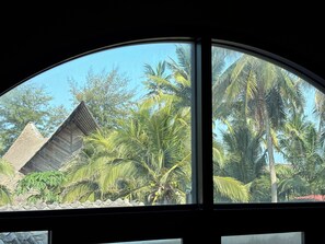 Kamar Double, 1 Tempat Tidur Queen, pemandangan laut | Pemandangan pantai/laut