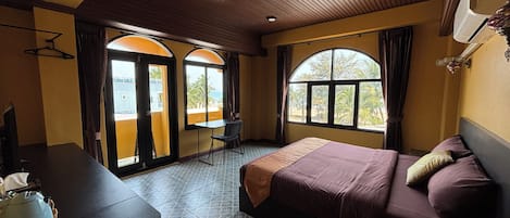 Deluxe Double Room, 1 King Bed, Balcony, Sea View | Individually decorated, individually furnished, desk, free WiFi