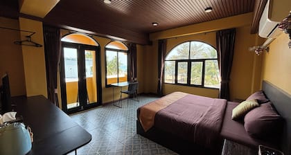 Phoenix Room