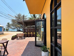 Exterior - Phoenix Room (Pathio)