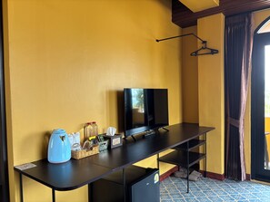 Room amenity - Phoenix Room (Pathio)