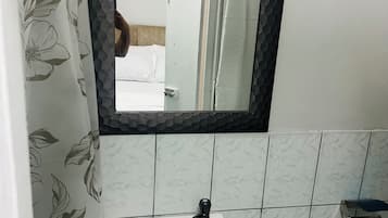 Chambre Simple | Salle de bain