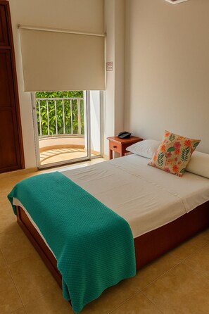 Comfort Double Room Single Use, Balcony, Park View | Park view