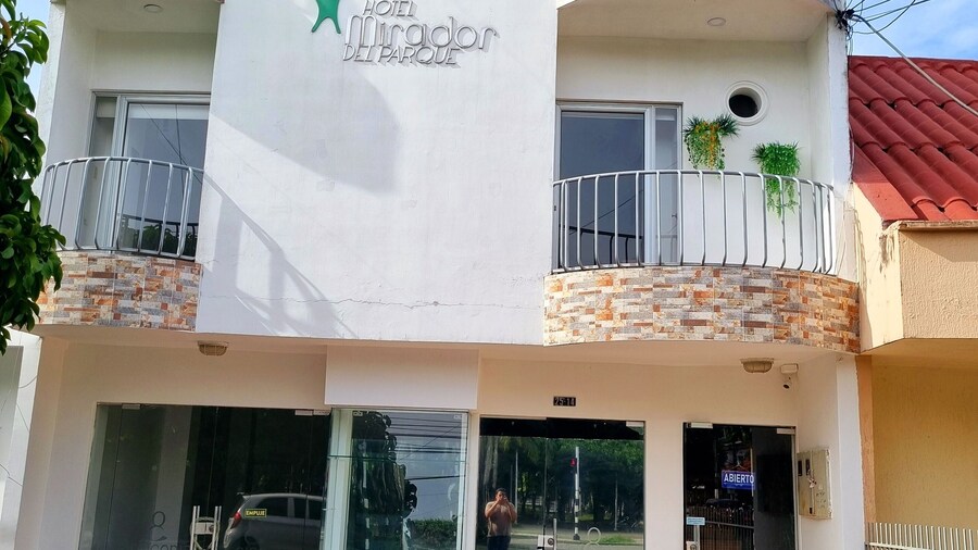 HOTEL MIRADOR DEL PARQUE