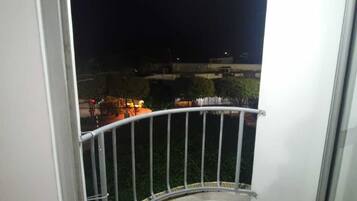Comfort Double Room Single Use, Balcony, Park View | Park view