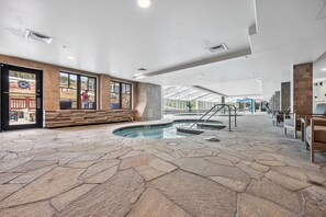 Indoor pool, outdoor pool - One Ski Hill Suite — Central AC, Spa & Gondola (Breckenridge)
