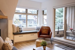 Smart-TV, Kamin
