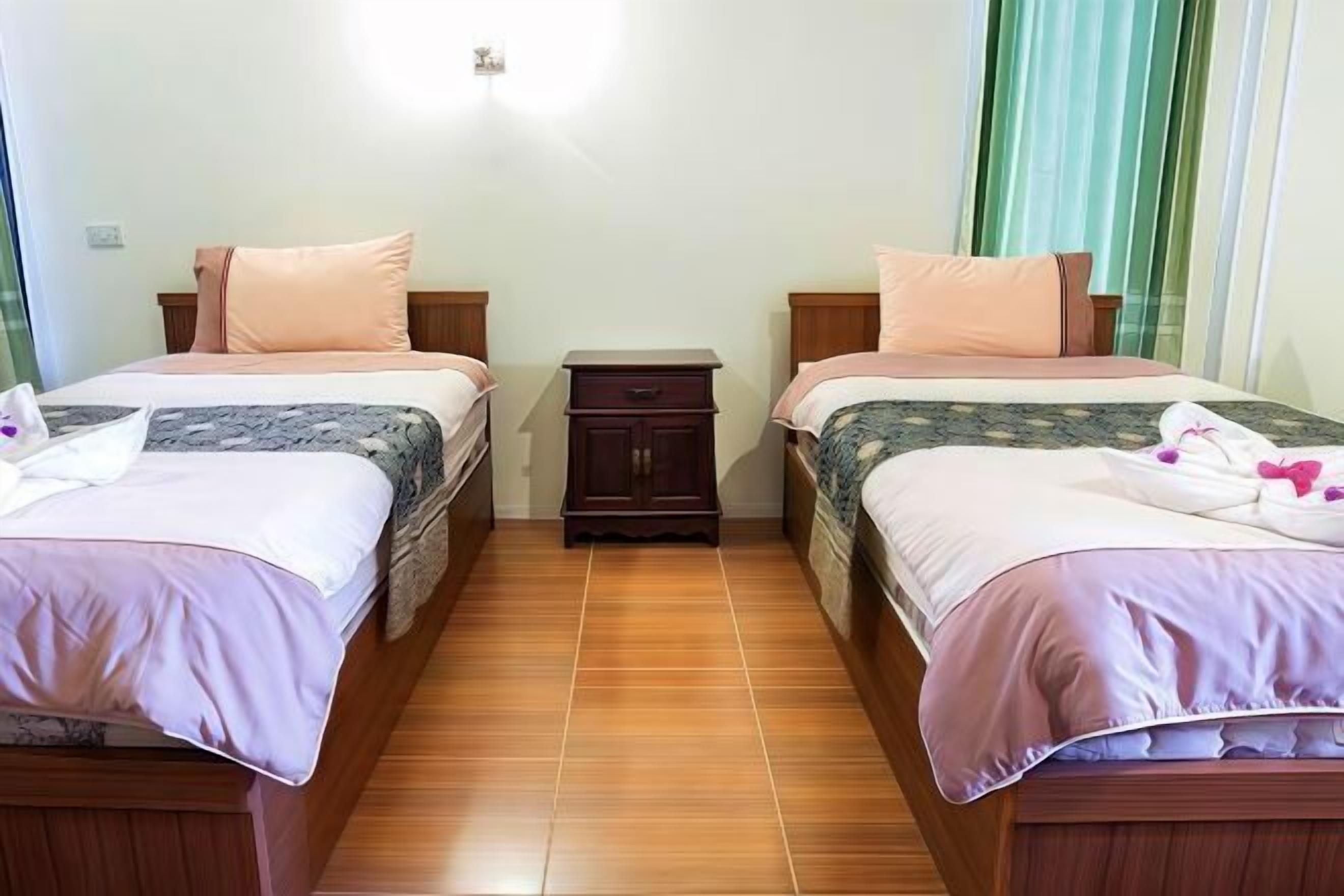 Literie de qualité supérieure, couette en duvet d'oie, bureau