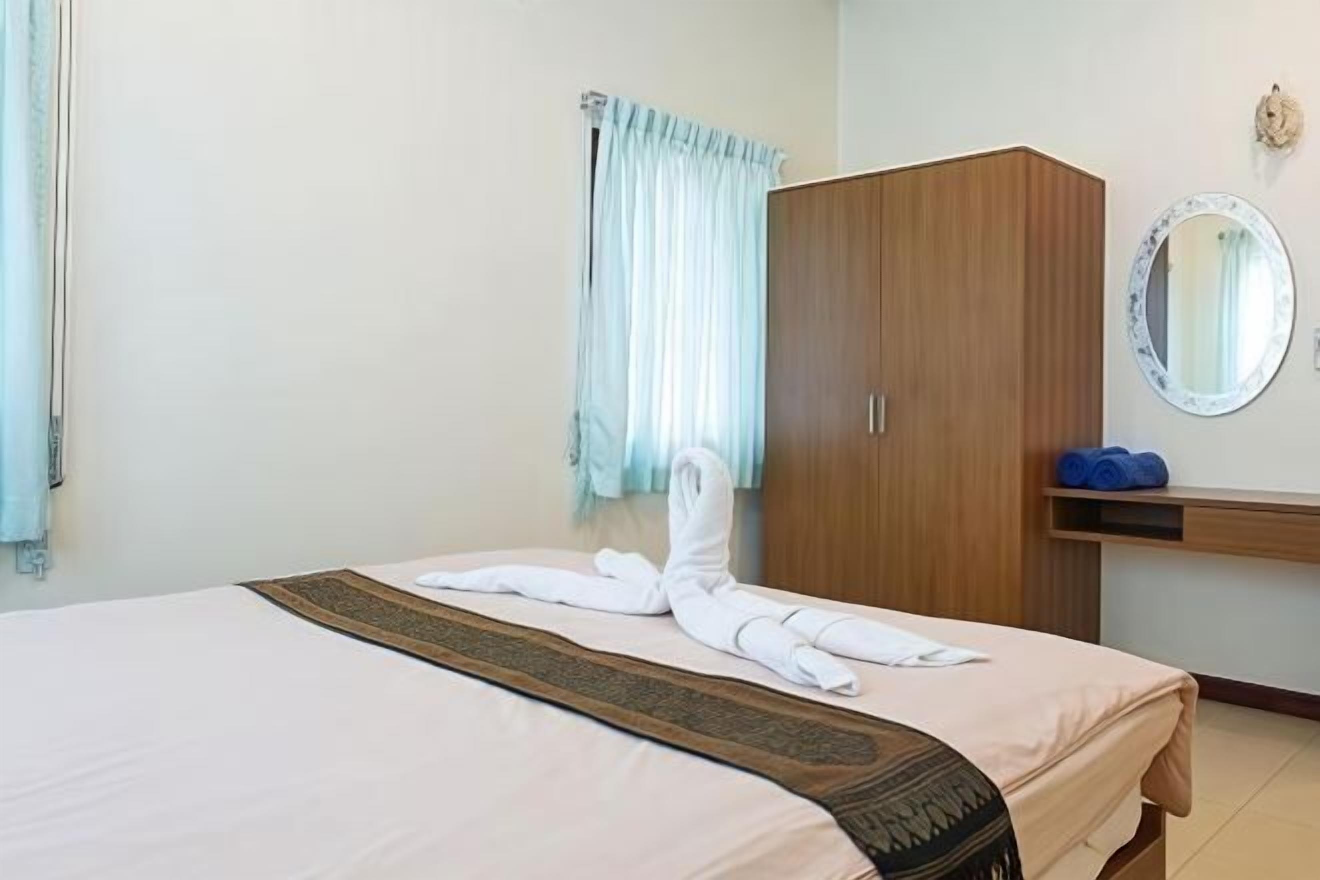 Literie de qualité supérieure, couette en duvet d'oie, bureau