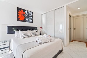 2 Schlafzimmer, Bügeleisen/Bügelbrett, Reisekinderbett, kostenloses WLAN