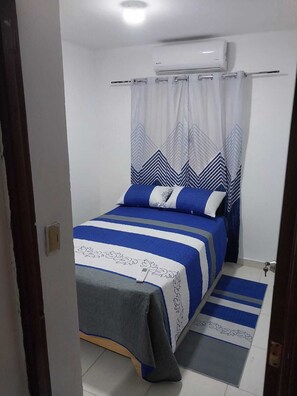 2 多间卧室、WiFi、床单