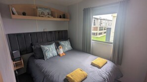 2 slaapkamers, een strijkplank/strijkijzer, wifi, beddengoed