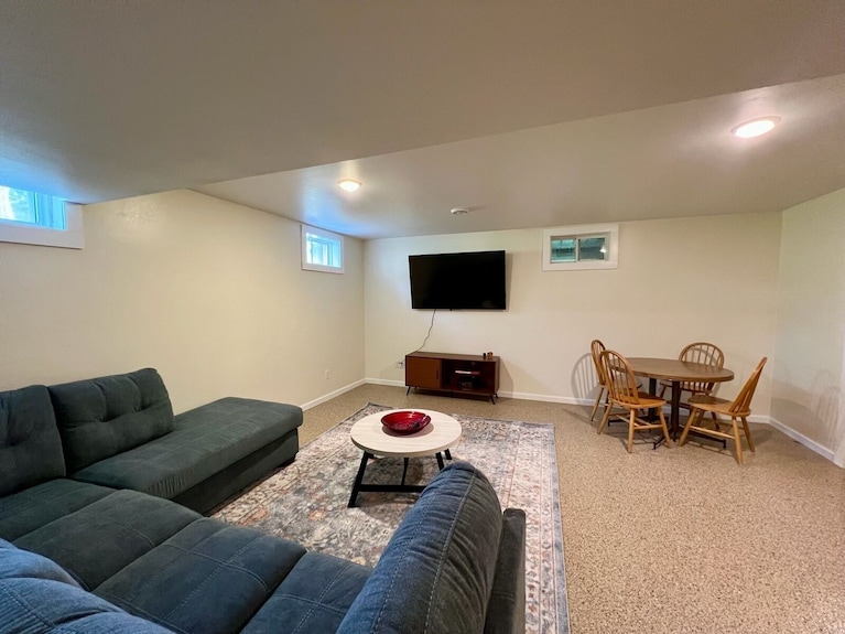 New 4br Egg Harbor Home: Walk To Downtown + 2 Min Drive To Egg Harbor Beach - Egg Harbor, WI