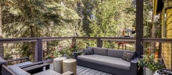 Luxe Estate with Yard, Saltwater Spa, Walk to Lake, Trails Nearby