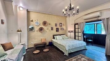 1 bedroom, WiFi, bed sheets