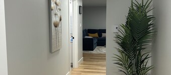 Charming 1-bedroom apartment in enchanting Moncton with WiFi