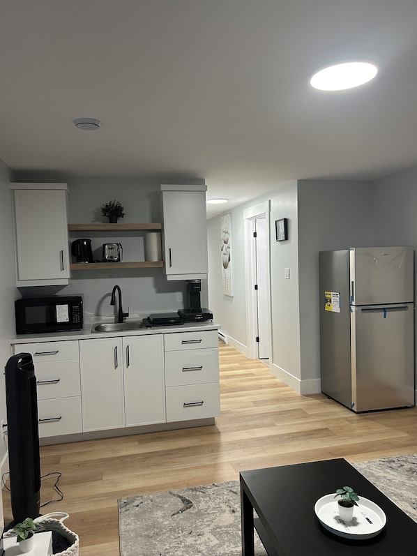 Microwave, stovetop