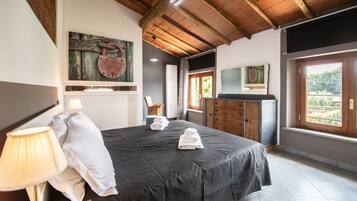 1 bedroom, iron/ironing board, travel crib, free WiFi