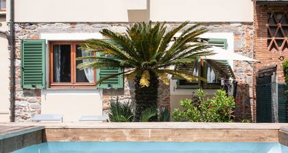 Casa I Tre Cipressi with Swimming Pool