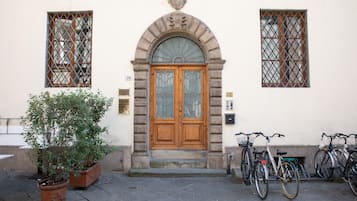 Dettaglio esterni