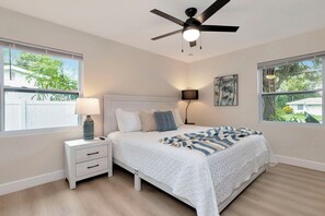 4 chambres, fer et planche à repasser, lit parapluie, Wi-Fi gratuit