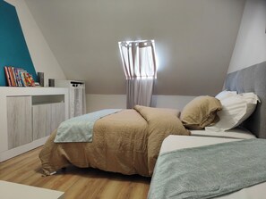 2 bedrooms, WiFi, bed sheets