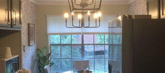 Sage House - Sophisticated, cozy 2 bedroom condo in the heart of Harlingen, TX