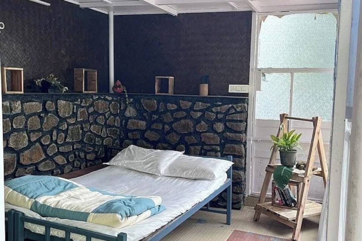 Casa de campo económica, balcón, vistas al río | Tabla de planchar con plancha y wifi gratis