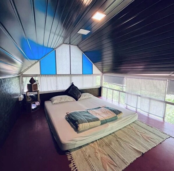 Luxury Cottage, Balcony, River View | Iron/ironing board, free WiFi - Hornbill Paradise Munnar (Devikolam)