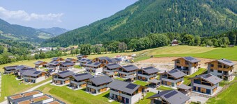 Lovely spacious house with a sauna by the slopes