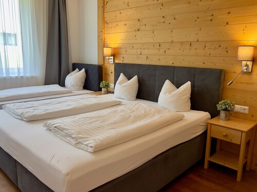 Lovely spacious house with a sauna by the slopes