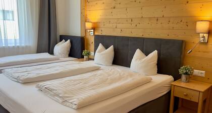 Lovely spacious house with a sauna by the slopes