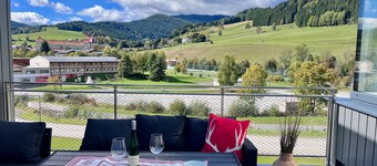 Lovely spacious house with a sauna by the slopes